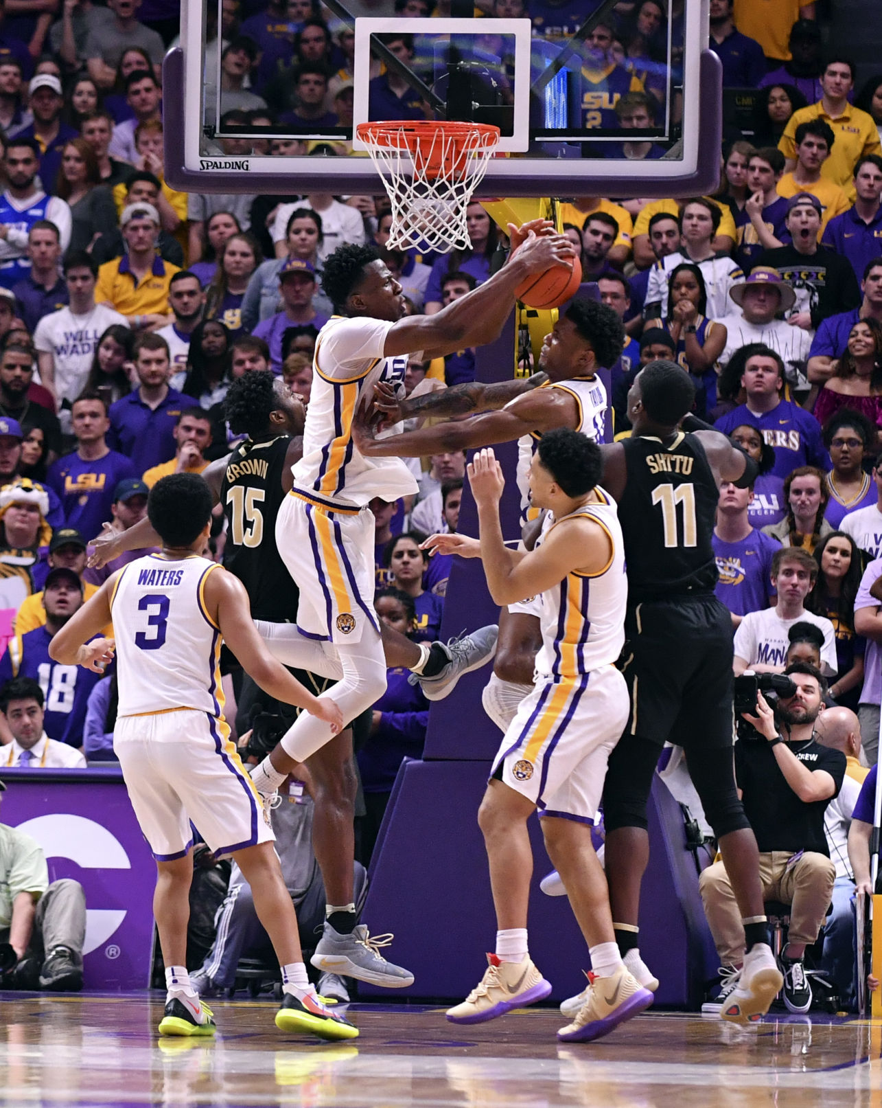 lsuvanderbiltbasketball.031019 HS 1820.JPG